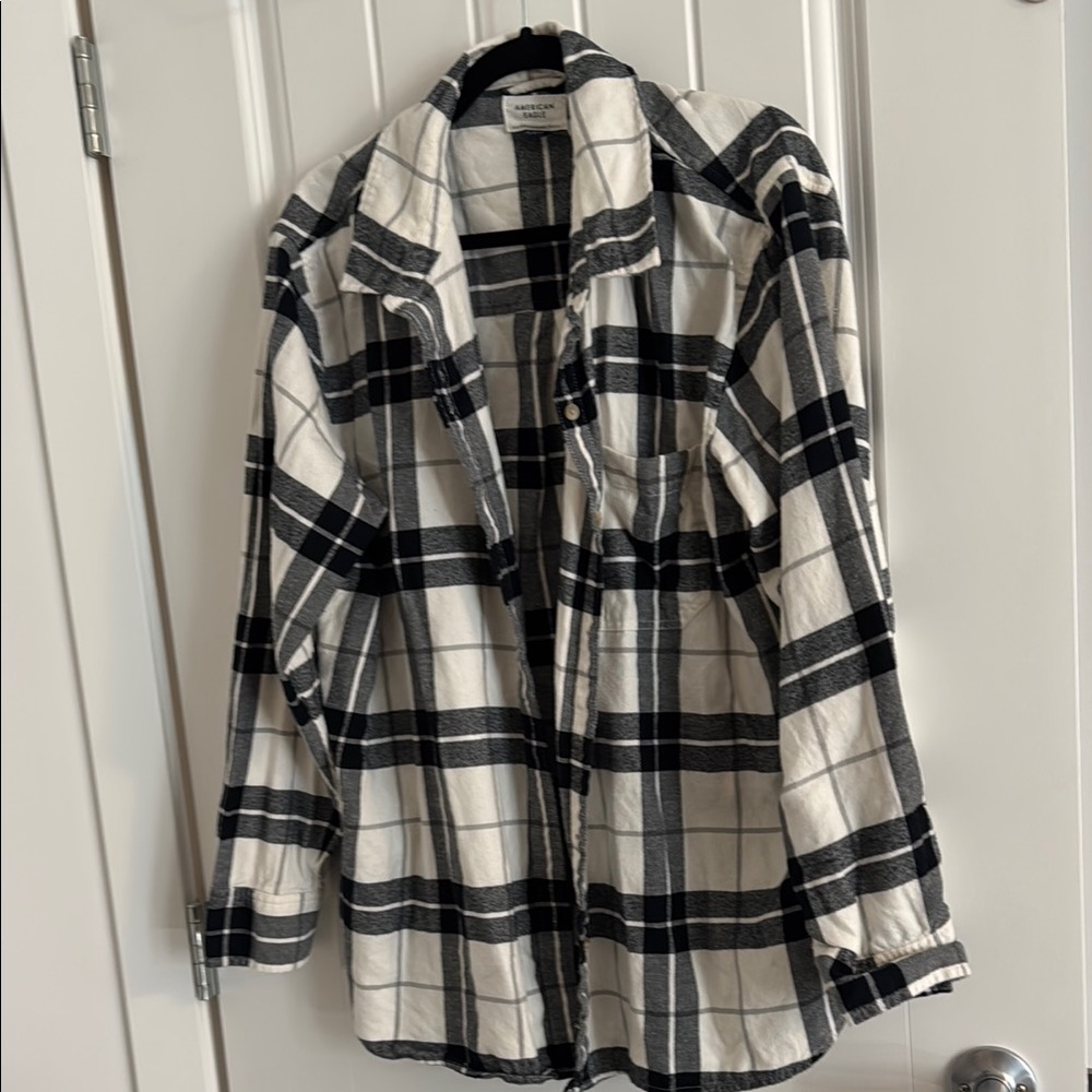 American Eagle Outfitters Black and White Plaid Shirt